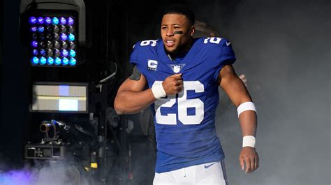 Saquon Barkley's 585-pound squat leaves social media in awe of strength ...