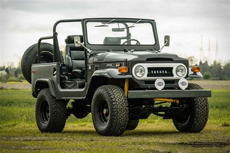 1971 Toyota Land Cruiser FJ40 SUV | Uncrate