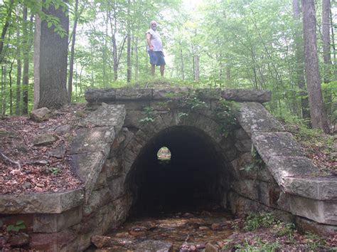 Mister Tristan: More Ultrarunning at Breezewood at the Abandoned PA ...