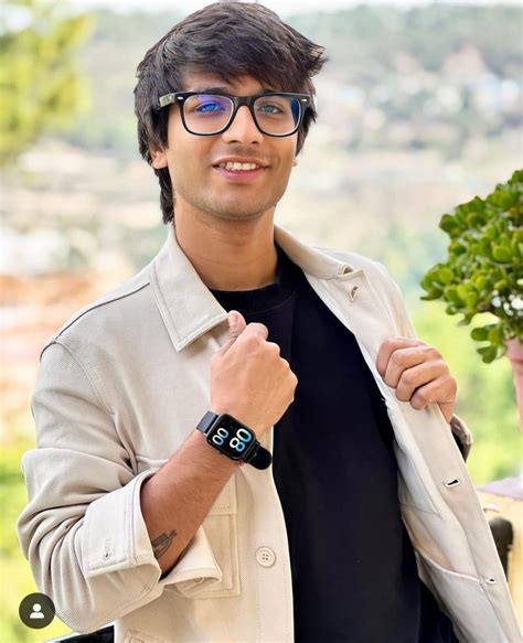 Sourav Joshi Girlfriend, Family, Net Worth, Biography & Many More » shubhbio.com