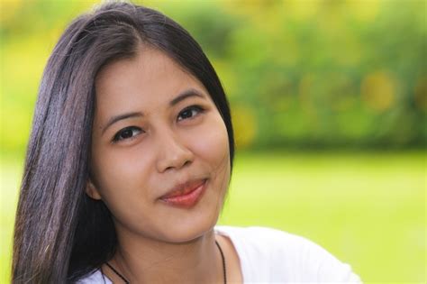 Premium Photo | Beautiful thai woman