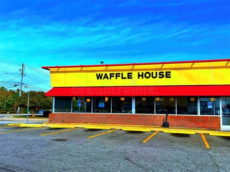 Waffle house restaurant editorial image. Image of house - 259211875