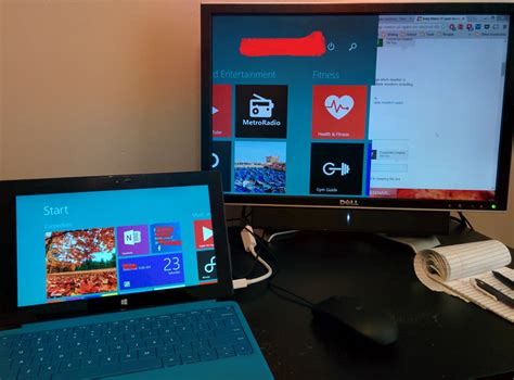 windows 8 - Why is my metro screen getting extended to half of the second screen? - Super User