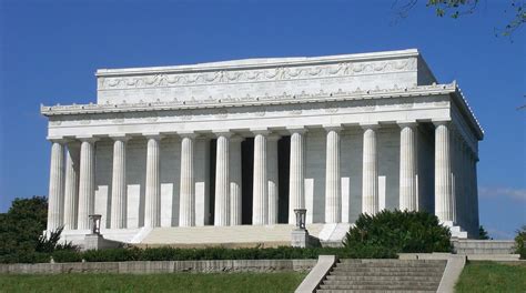 Lincoln Memorial, A Monument To The Memory of A Fighter For Democracy ...