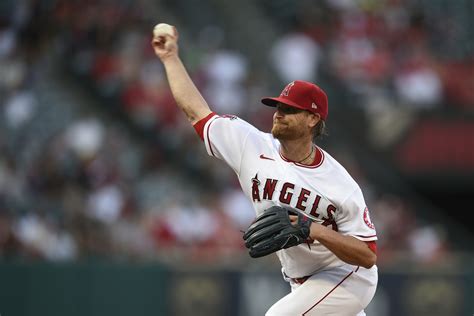 LA Angels trade rumors: Team waiting until last minute to trade starters