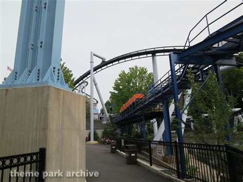 sooperdooperLooper at Hersheypark | Theme Park Archive