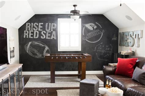 MODERN FARMHOUSE FOOTBALL MAN CAVE IDEAS - Such the Spot