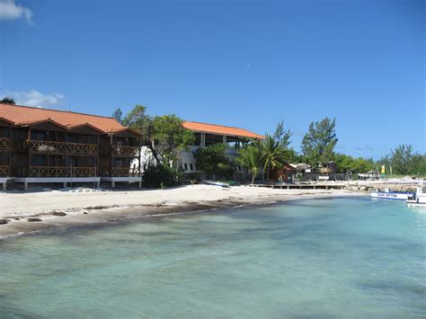 DHL Designer Builders: FDR Pebbles Resort, Trelawny Jamaica (DHL Project)