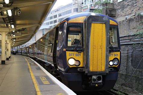 London Assembly calls for government to hand over running of Southeastern rail services to TfL ...