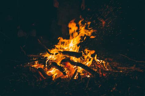 Bonfire for Lady Mary - Caerlaverock Community Association