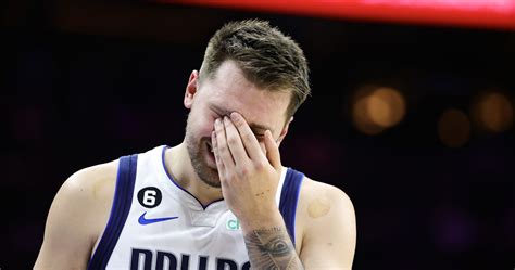 Luka Dončić's Mavs Criticized by Twitter as Slump Continues vs. Joel ...