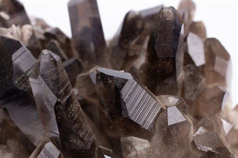 Smoky Quartz Meanings and Crystal Properties - The Crystal Council