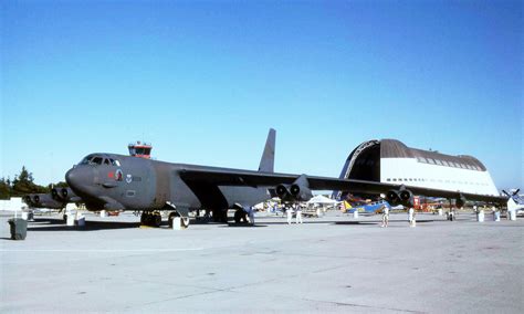 B-52G Stratofortress Photo 011