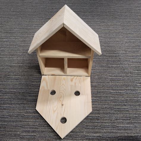 Sparrow Nesting Box NK86 – Lesser Jewellers