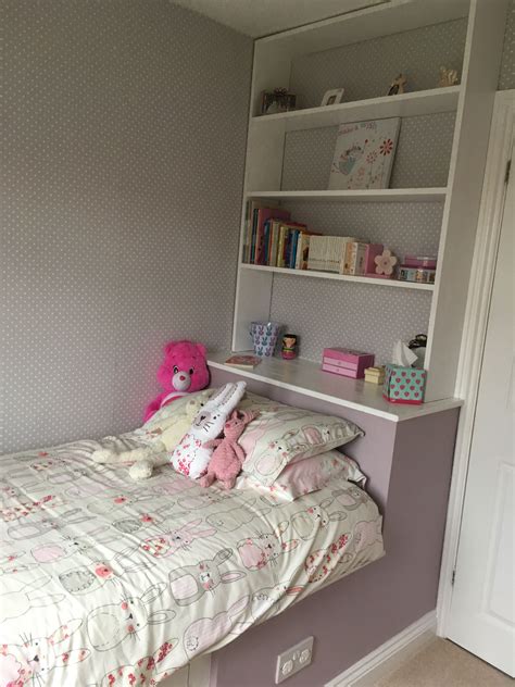 Perfect finish with bedding, painted areas and storages lips/shelves | Box room beds, Box room ...