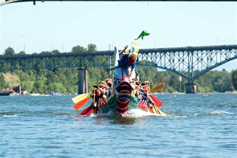 Portland Rose Festival Dragon Boat Race at Tom McCall Waterfront Park ...