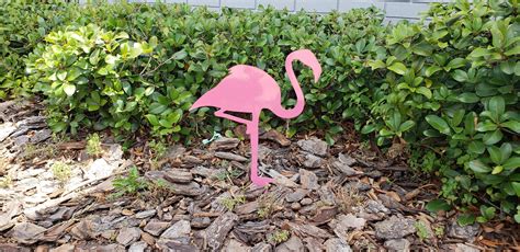 Pink Flamingo Lawn Ornament - Advanced Metal Art