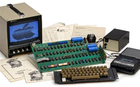 Rare Apple-1 Computer Auction Expected to Fetch Over $300,000 | iPhone ...