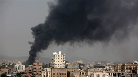 Saudi-led coalition intensifies Yemen air strikes after Saleh's death ...