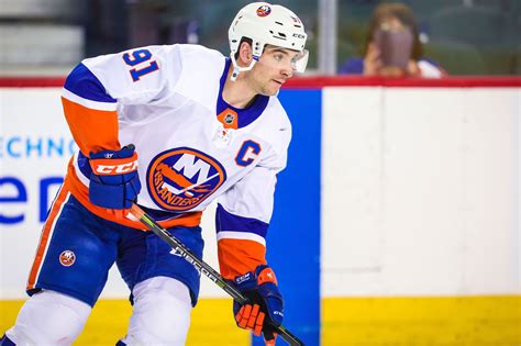 John Tavares Inks Massive Deal With Maple Leafs