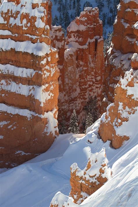 Bryce Canyon Winter Sunrise #2 Stock Image - Image of hoodoo, infertile ...