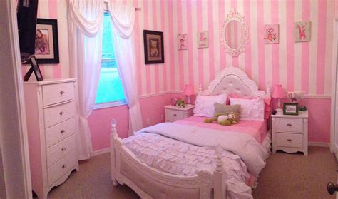 Toddler Room, changed the room compleatly, all done by mommy! | Girl room, Pink room decor, Room ...