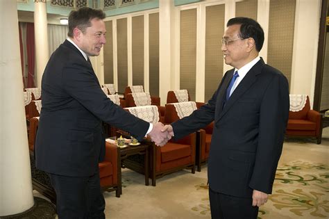 Tesla boss Elon Musk says he loves China, so Premier Li Keqiang offers ...