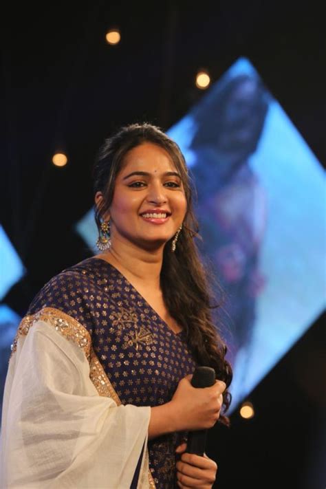 Anushka Shetty at Baahubali Tamil Trailer Launch - Photos,Images ...