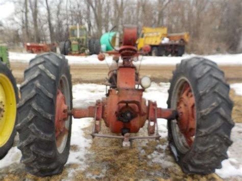 FARMALL SUPER M. PARTS - Ziemer Hilbrands Auctions