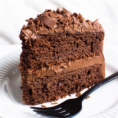 Moist Healthy Chocolate Cake - iFoodReal.com