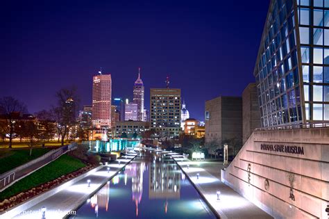 Downtown Indianapolis at Night – Peter's Travel Blog