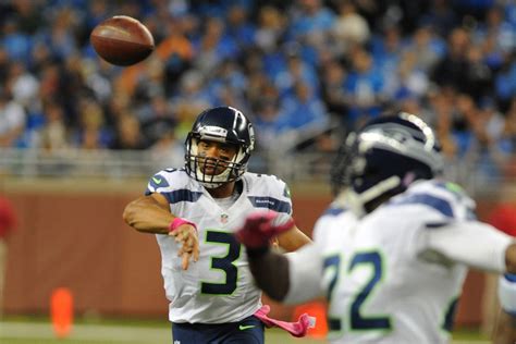 Seahawks' Russell Wilson defends his play so far - SB Nation Seattle