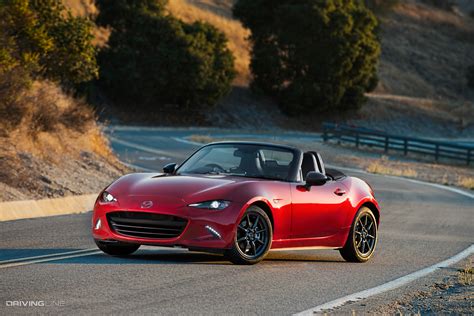 Five Reasons to Love the Mazda MX-5 Miata | DrivingLine