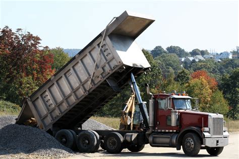 How Do You Become a Dump Truck Driver? - Truckers Training