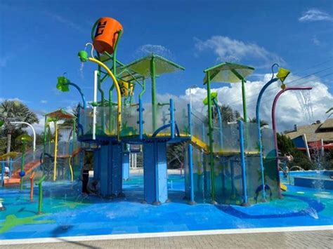 Thrill Waterpark on CocoCay: 20 Tips, Secrets, and Things to Know ...