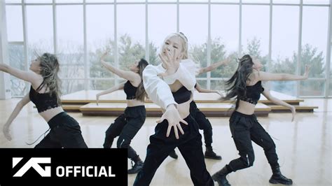 ROSÉ - 'On The Ground' Dance Performance - YouTube