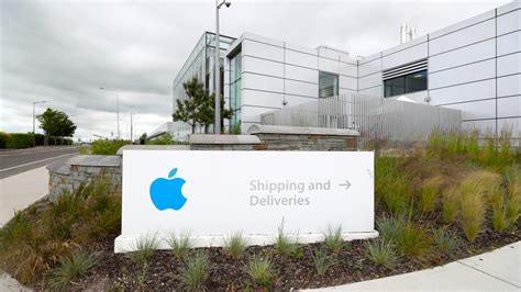 Apple and Ireland win €13bn tax appeal