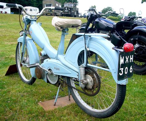 Mobylette 50 Moped | 1958 Mobylette Moped 49cc 2-stroke engi… | Flickr