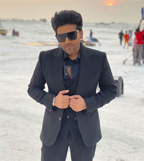 Guru Randhawa - Biography, Height & Life Story | Super Stars Bio