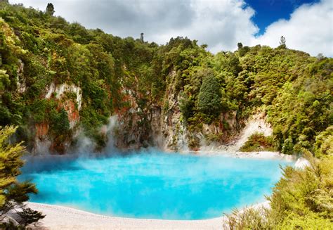 Rotorua to Taupo | North Island Road Trip Day 4 | NeedaBreak