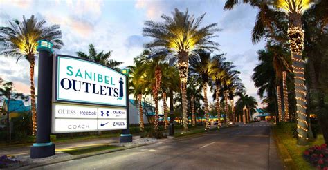 Outlet Shopping around Fort Myers Beach | Must Do Visitor Guides