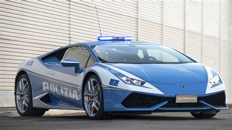 Lamborghini delivers a Huracan police car to the Italian Highway Patrol in Rome | Torque
