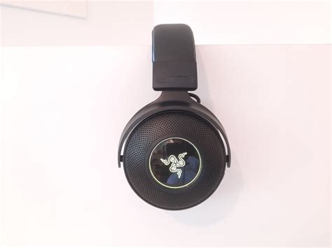 Razer Kraken V3 Pro Review - Setup.gg