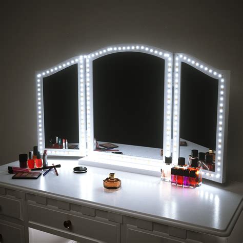 Illuminating Your Style: A Guide To Vanity Sets With Mirrors And Lights ...