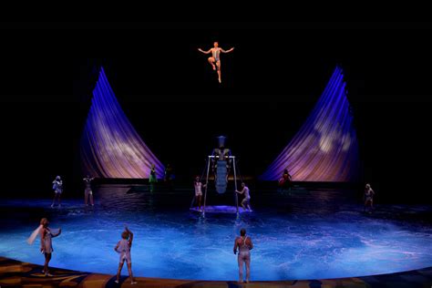 “O” by Cirque du Soleil Tickets - Last Minute Deals