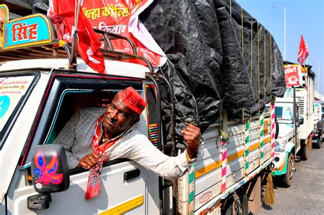 Mumbai farmers' protest: Cong leader attacks Centre