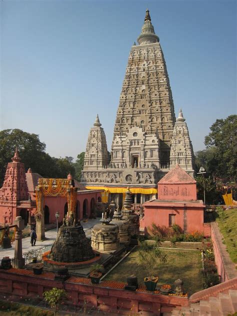 Mahabodhi Temple, Bodh Gaya, Bihar | Bodh gaya, Historical monuments, India