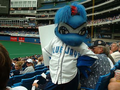 Flashback Friday: Diamond the Mascot | Blue Jay Hunter