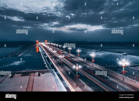 black river bridge Stock Photo - Alamy