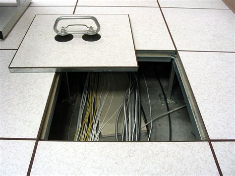 Why Raised Floor In Server Room | Viewfloor.co